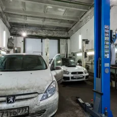 Автосервис MotorPlus на улице Гурьянова фотография 19