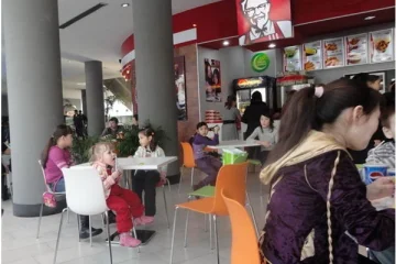 Ресторан быстрого обслуживания KFC на Шоссейной улице фотография 2